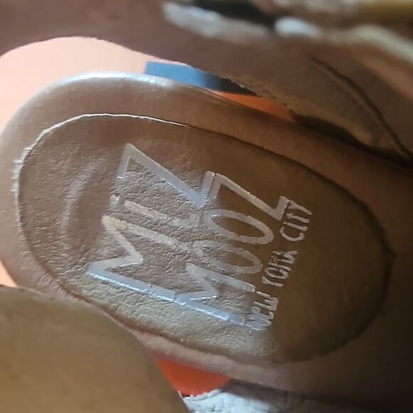 MIZ Mooz New York City Cailey 38 W Sand - Picture 6 of 7